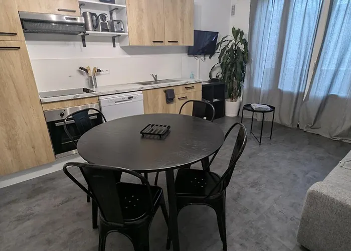 Appartement chic et cosy au pied du village